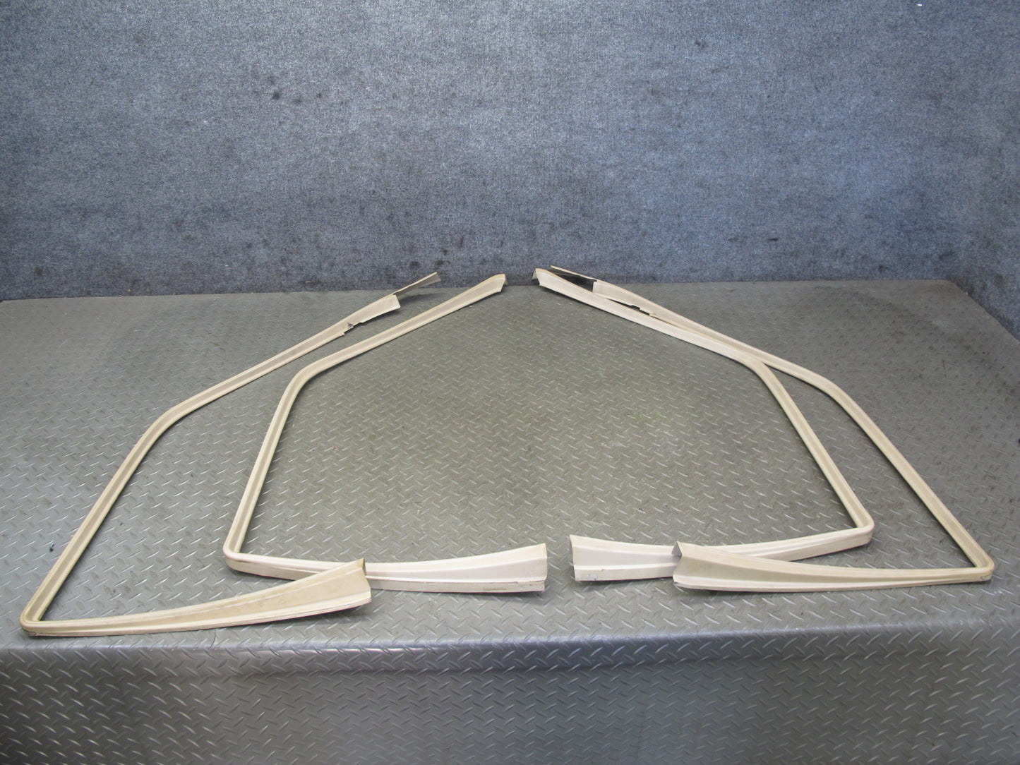 94-95 Mercedes W124 300D Sedan Set of 4 Front & Rear Door Window Frame Trim OEM