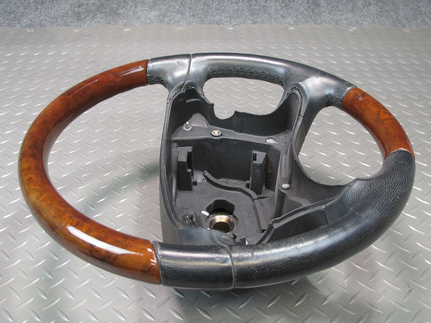 03-08 Mercedes R230 Sl-class Leather Wood Steering OEM