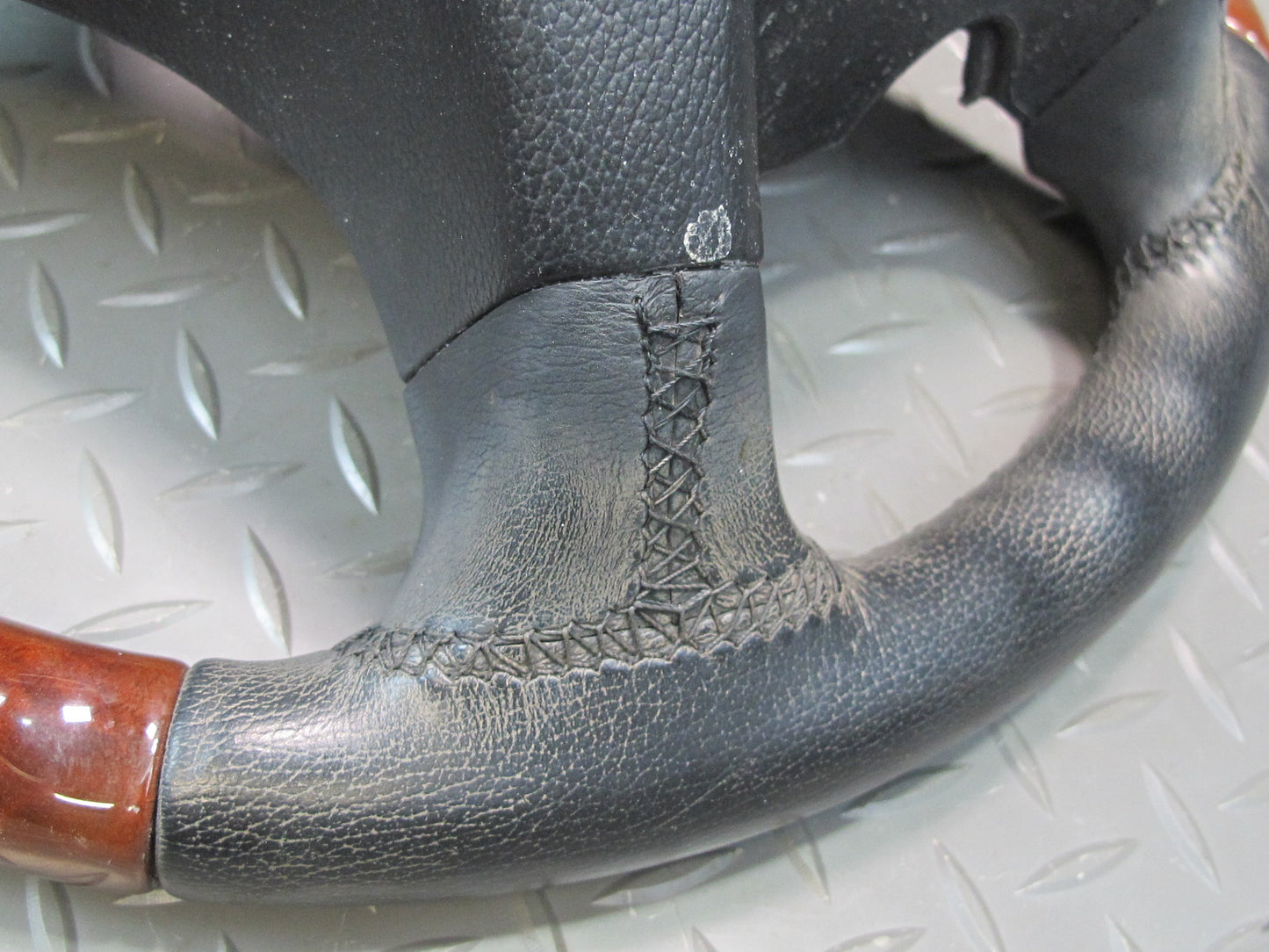 03-08 Mercedes R230 Sl-class Leather Wood Steering OEM