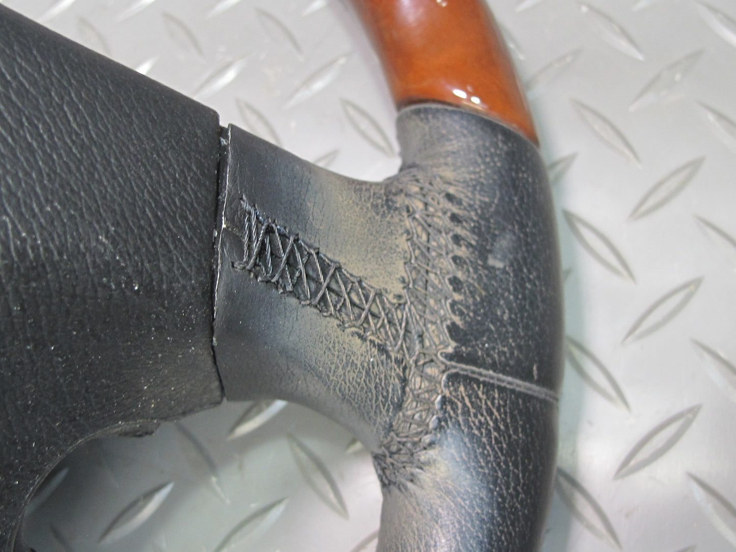 03-08 Mercedes R230 Sl-class Leather Wood Steering OEM