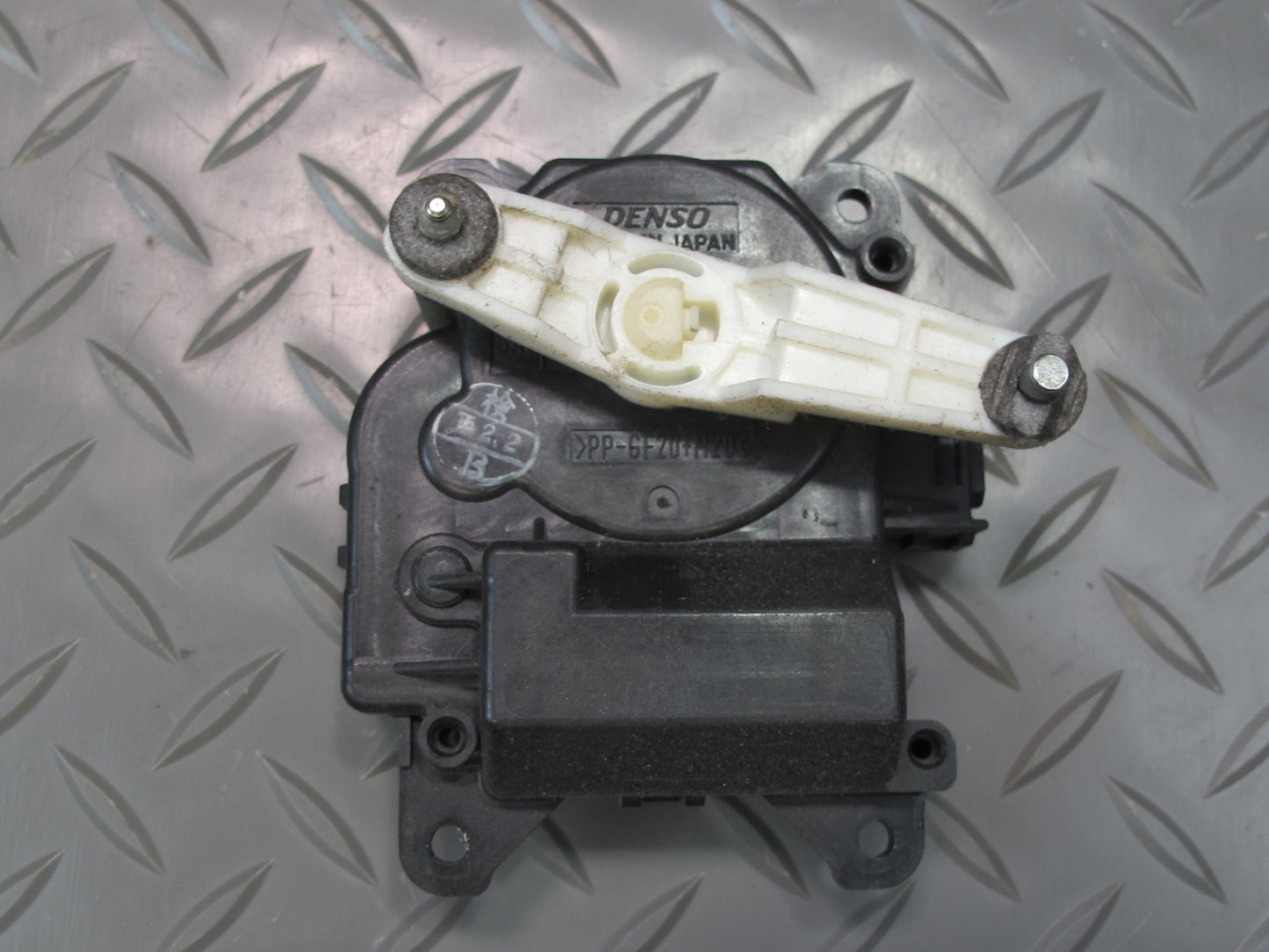 01-06 Lexus UCF30L LS430 Set of 8 A/C Heater Flap Door Actuator Motor OEM