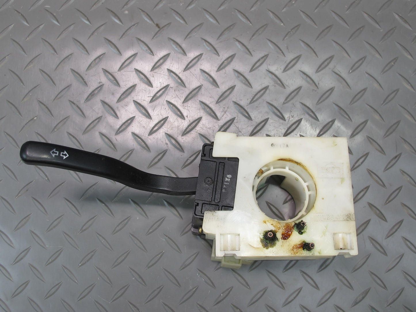 90-91 Nissan Z32 300ZX NON Turbo Steering Column Turn Signal Switch OEM