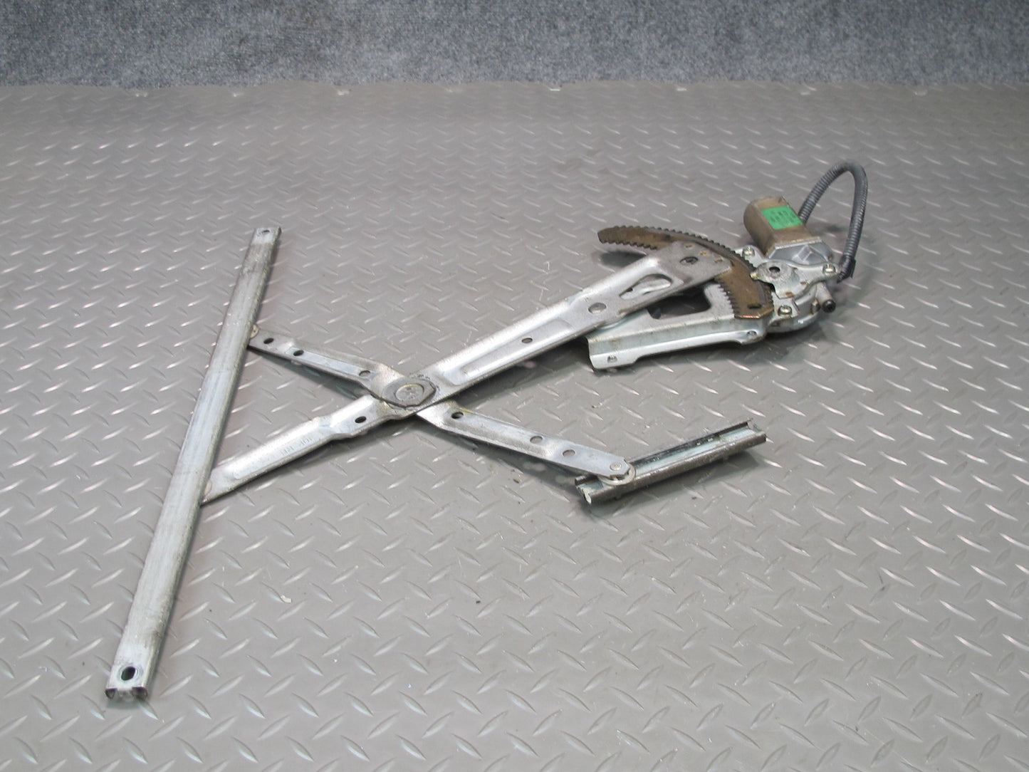 90-96 Nissan Z32 300ZX Coupe Right Passenger Door Window Regulator w Motor OEM