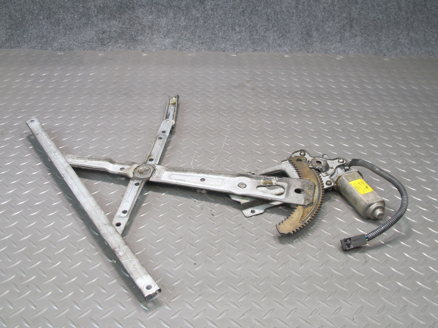 90-96 Nissan Z32 300ZX Coupe Left Driver Door Window Regulator w Motor OEM