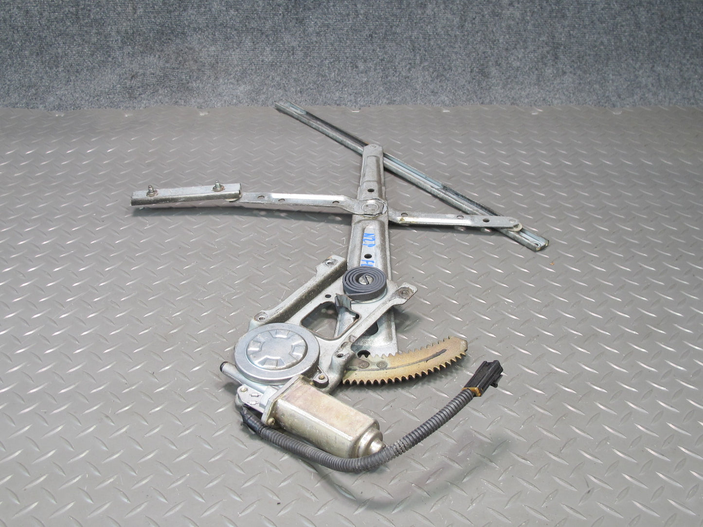 90-96 Nissan Z32 300ZX Coupe Left Driver Door Window Regulator w Motor OEM