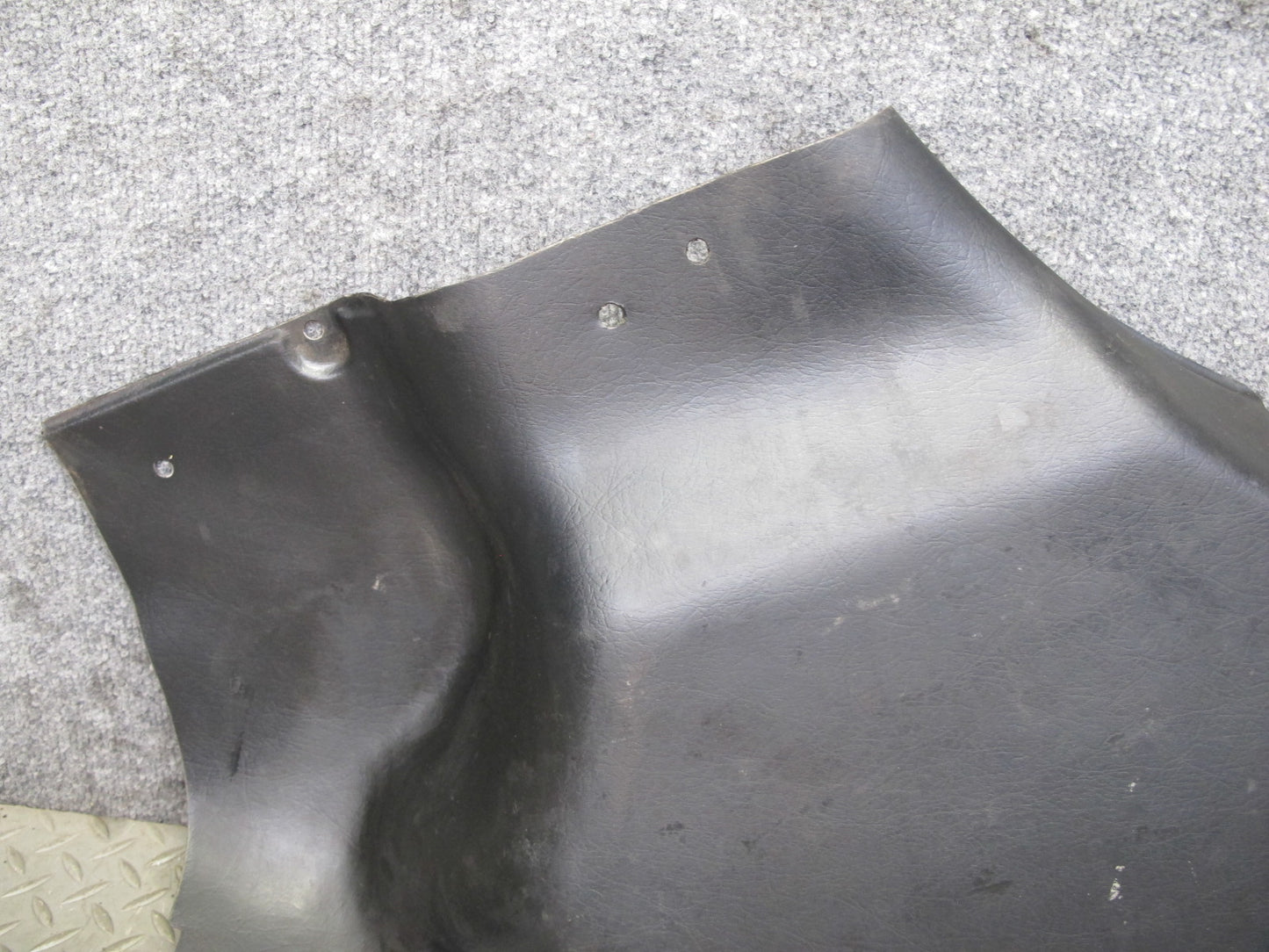 75-78 Datsun S30 280Z 2+2 Set of 2 Rear Left & Right Trunk Trim Cover Black OEM