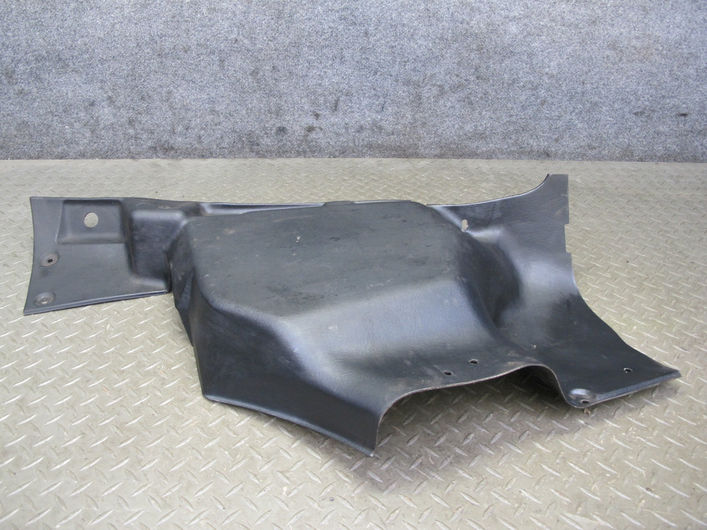 75-78 Datsun S30 280Z 2+2 Set of 2 Rear Left & Right Trunk Trim Cover Black OEM