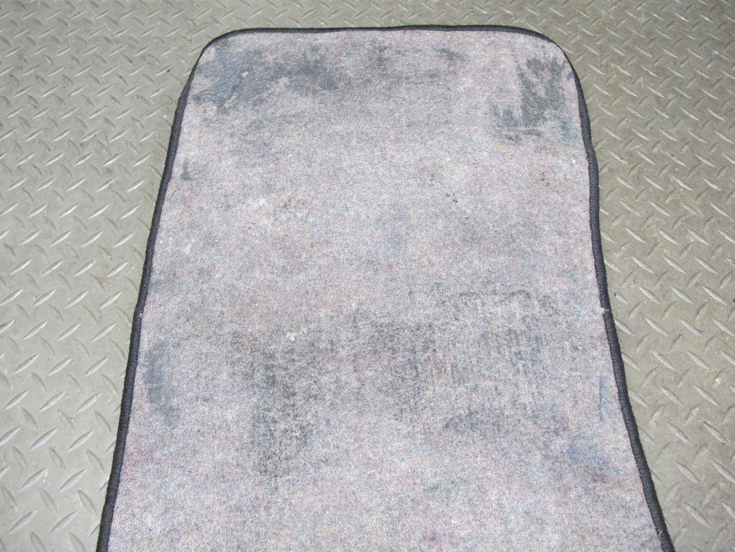 77-78 Datsun S30 280Z Set of 2 Front Left & Right Carpet Floor MAT OEM