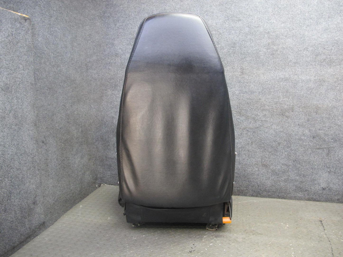 77-78 Datsun S30 280Z Set of 2 Front Left & Right Leather Seat Black OEM