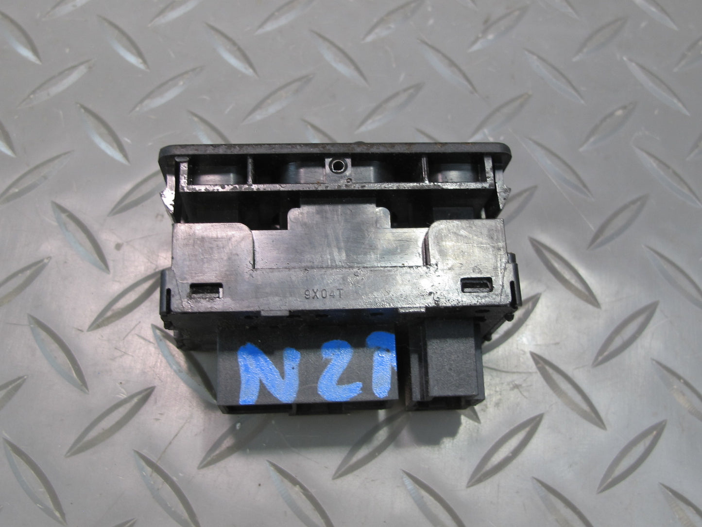 90-96 Nissan Z32 300ZX NON Turbo Heated Side Mirror Switch Black OEM