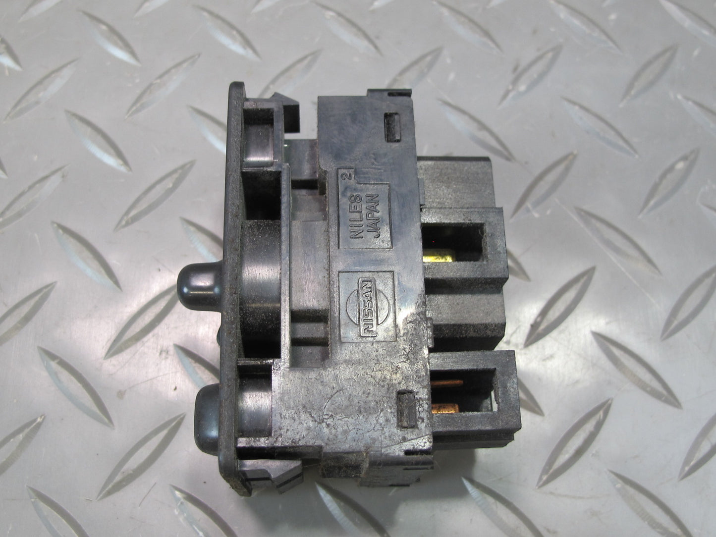 90-96 Nissan Z32 300ZX NON Turbo Heated Side Mirror Switch Black OEM