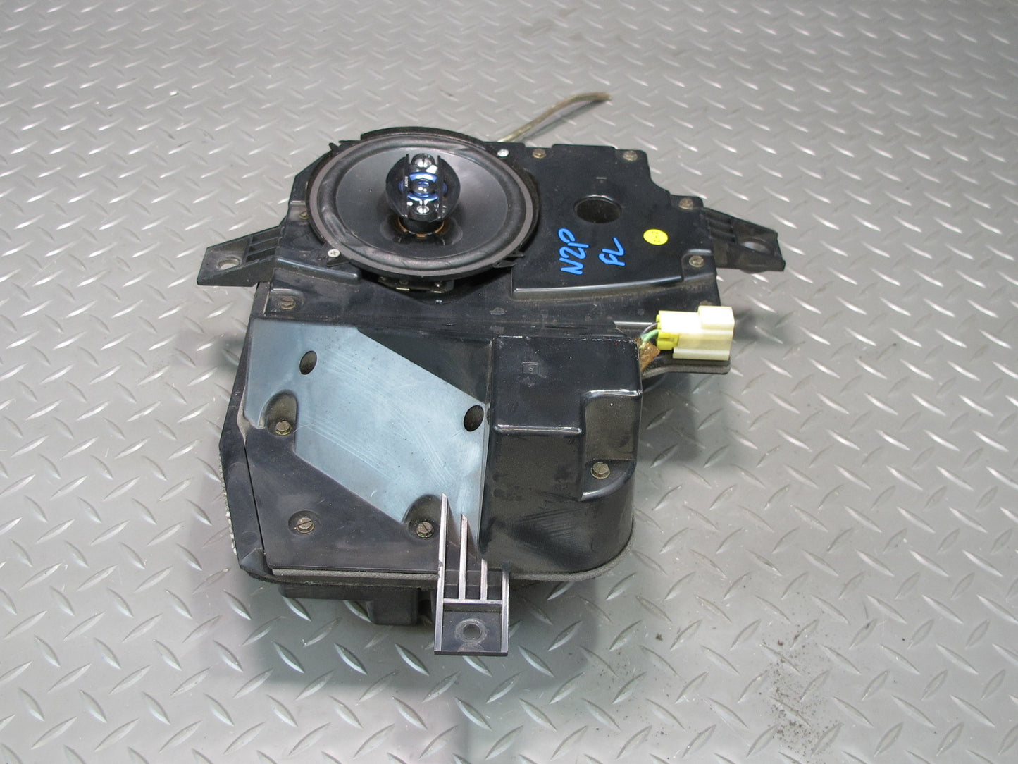 90-96 Nissan Z32 300ZX 2+2 Front Left & Right Door Sony Speaker w Housing Set