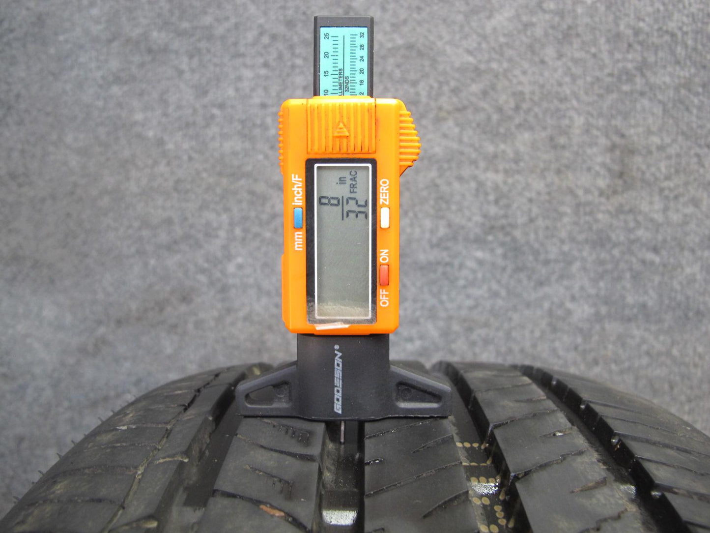 Evoluxx Capricorn UHP ALL Season Tire 225/50 R16 96V 2924 8/32 Tread