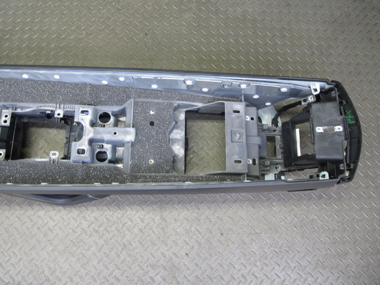 2011-2018 Porsche Cayenne 958 Front Dash Center Console Frame Panel Assembly