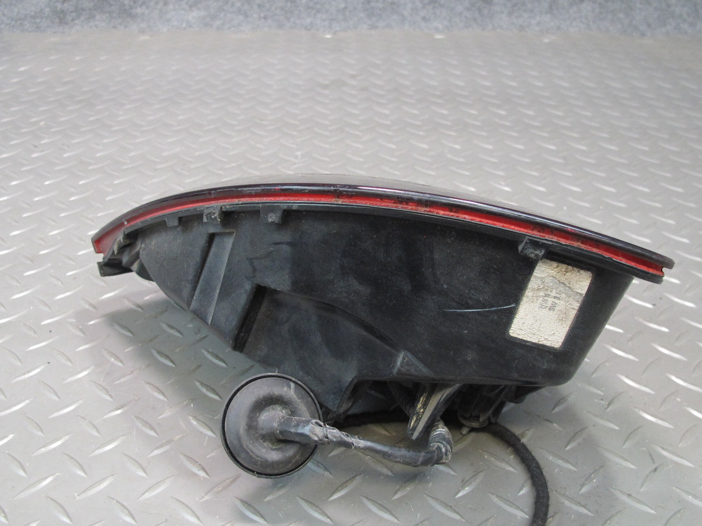 2011-2014 Porsche Cayenne 958 Rear Right Passenger Side Inner Tail Light Lamp