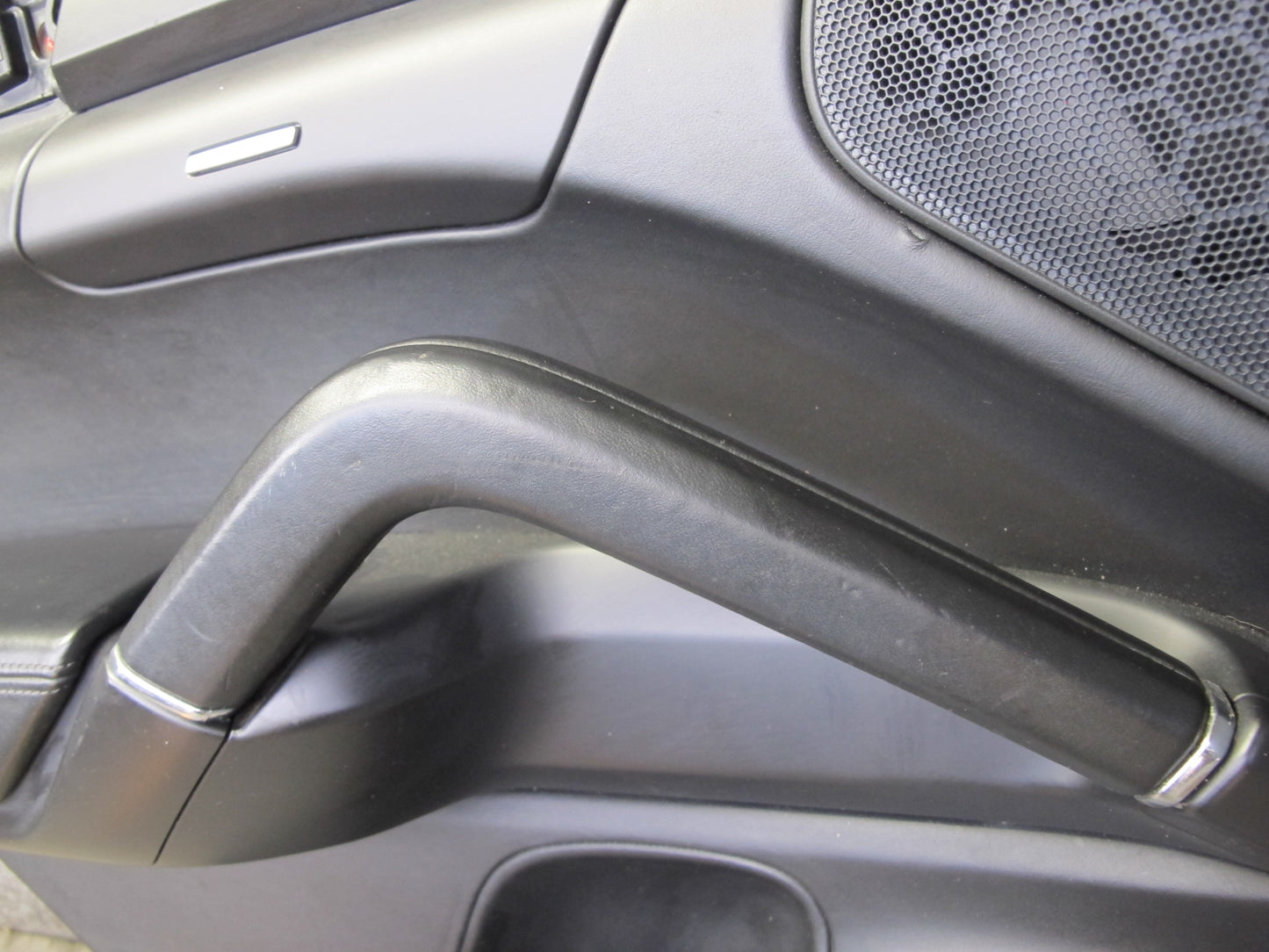 11-18 Porsche Cayenne 958 Rear Left Right Side Interior Door Panel W/ Shade Set