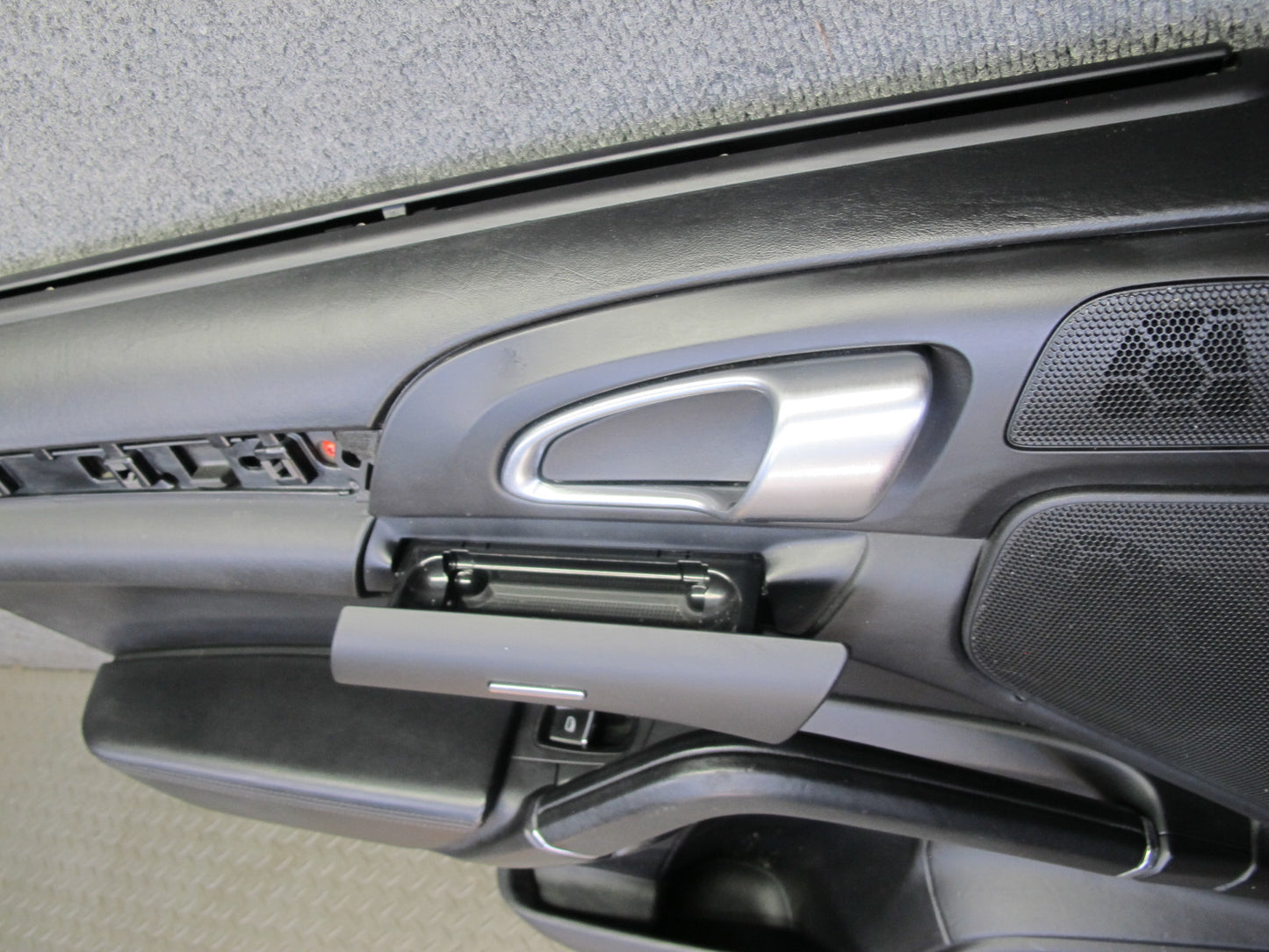 11-18 Porsche Cayenne 958 Rear Left Right Side Interior Door Panel W/ Shade Set