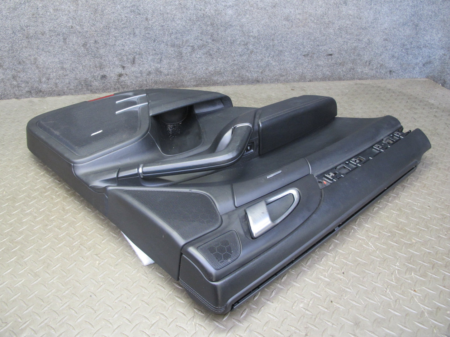 11-18 Porsche Cayenne 958 Rear Left Right Side Interior Door Panel W/ Shade Set