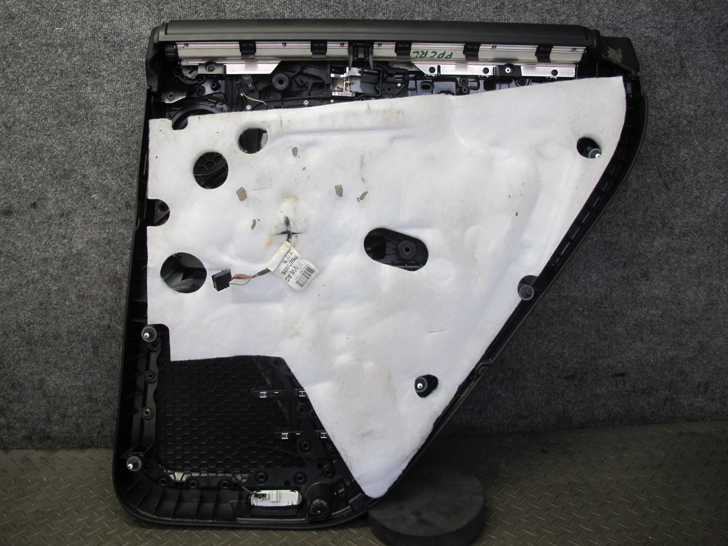 11-18 Porsche Cayenne 958 Rear Left Right Side Interior Door Panel W/ Shade Set