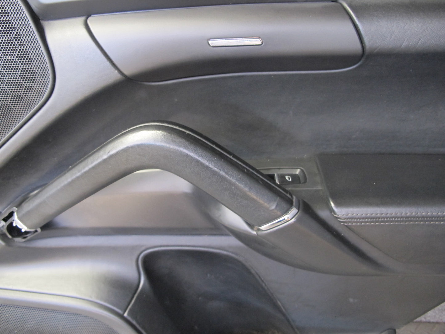 11-18 Porsche Cayenne 958 Rear Left Right Side Interior Door Panel W/ Shade Set