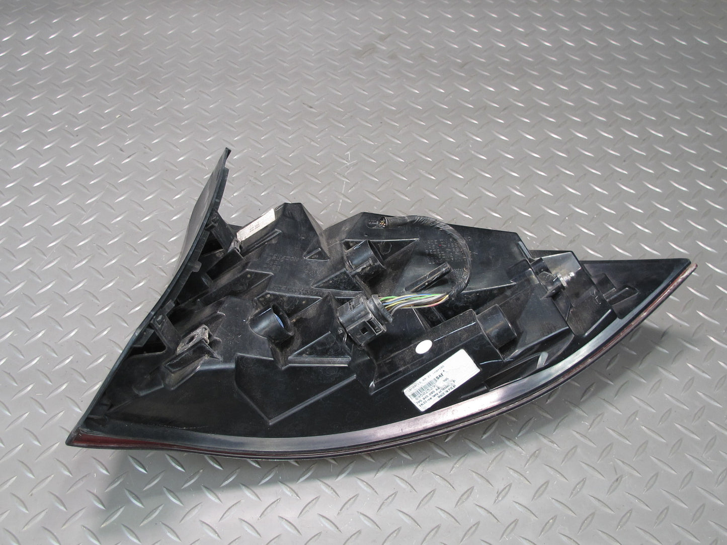 2011-2014 Porsche Cayenne 958 Rear Left Drvier Side Outer Tail Light Lamp