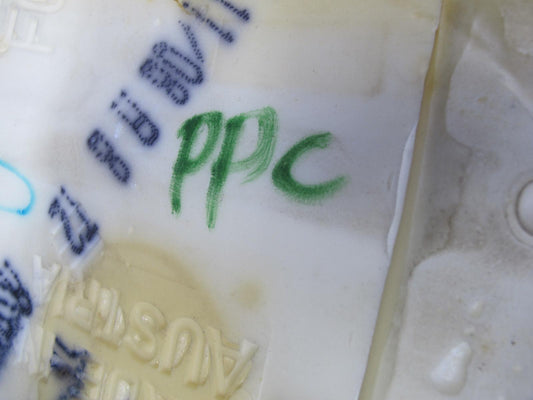 2011-2018 Porsche Cayenne 958 Rear Seat Right Side Lower Leather Cushion Black