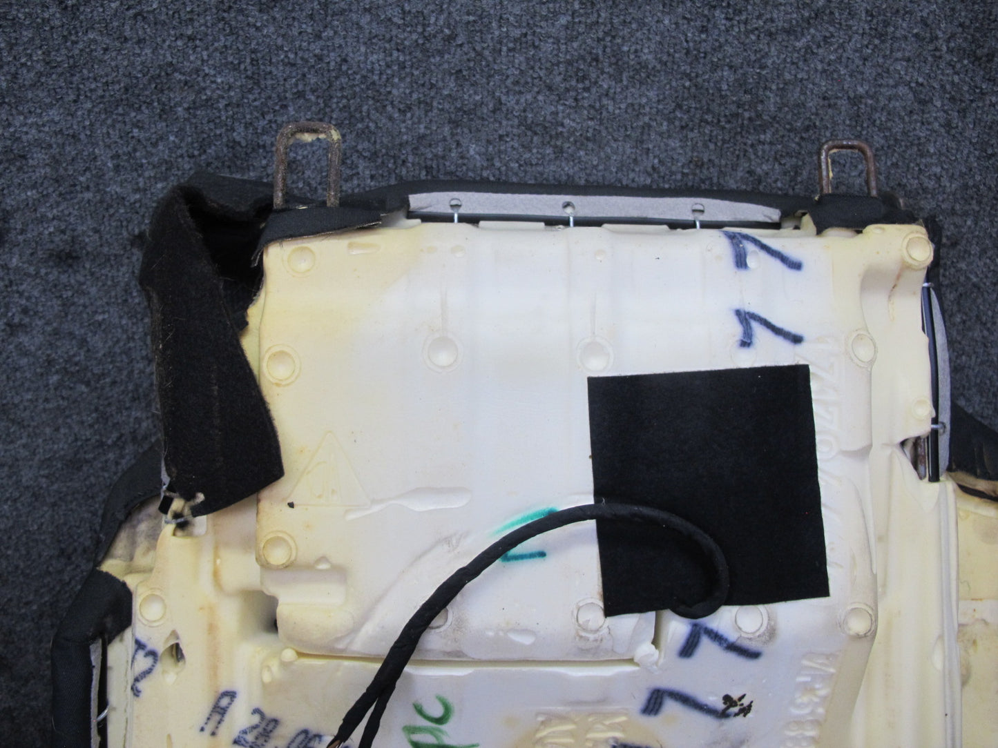 2011-2018 Porsche Cayenne 958 Rear Seat Right Side Lower Leather Cushion Black