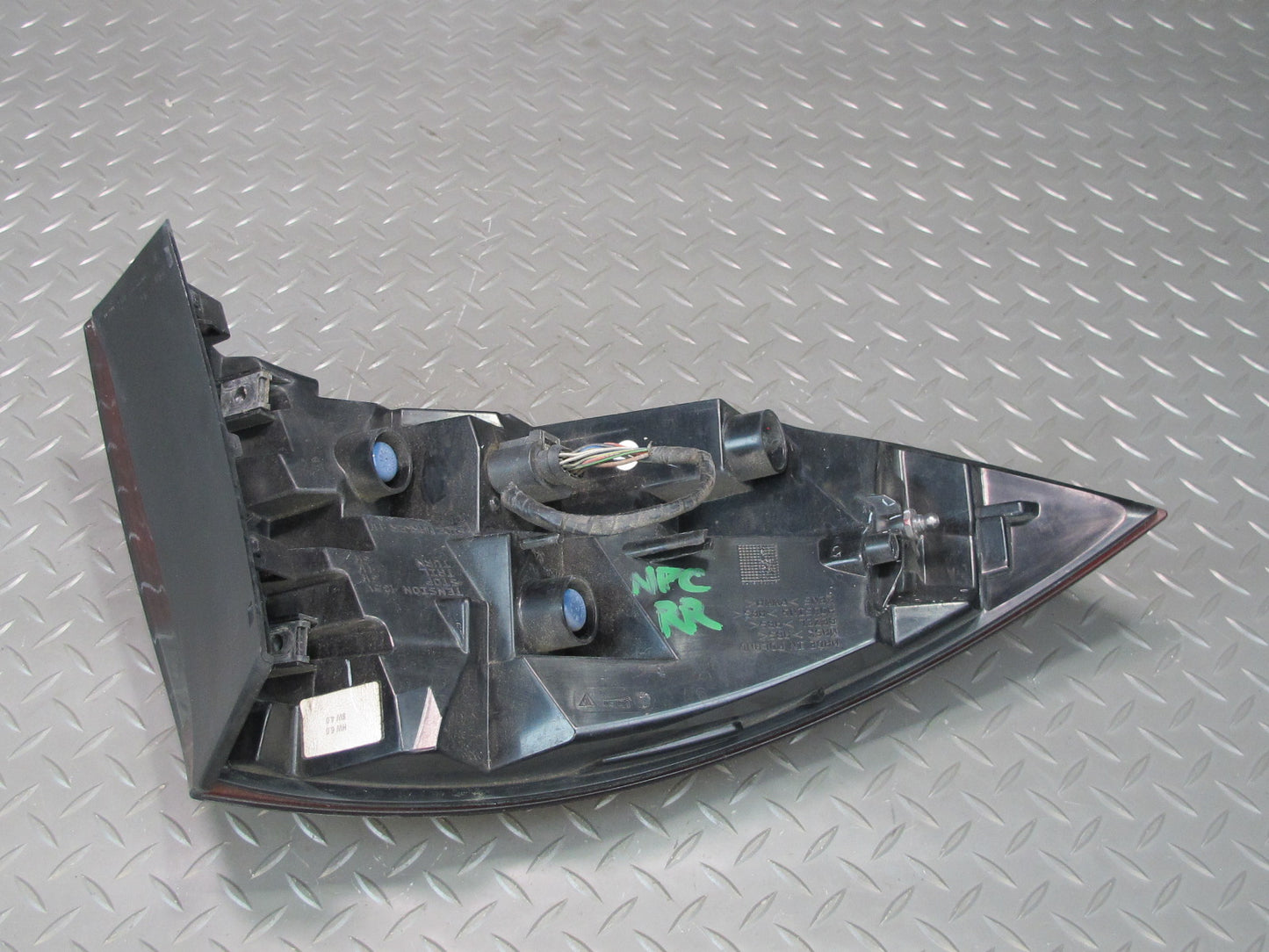 2011-2014 Porsche Cayenne 958 Rear Right Passenger Side Outer Tail Light Lamp