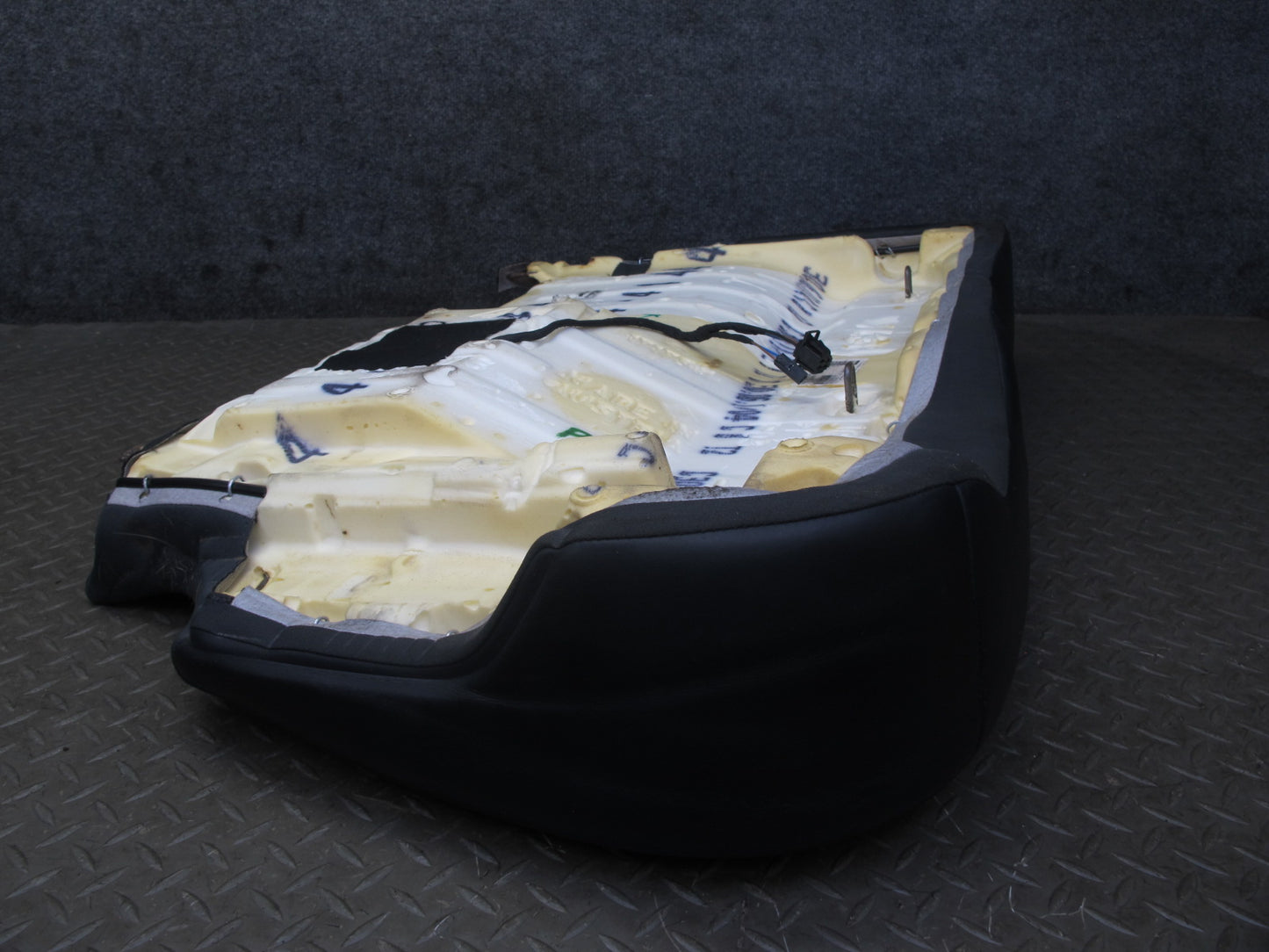 2011-2018 Porsche Cayenne 958 Rear Seat Left Side Lower Leather Cushion Black