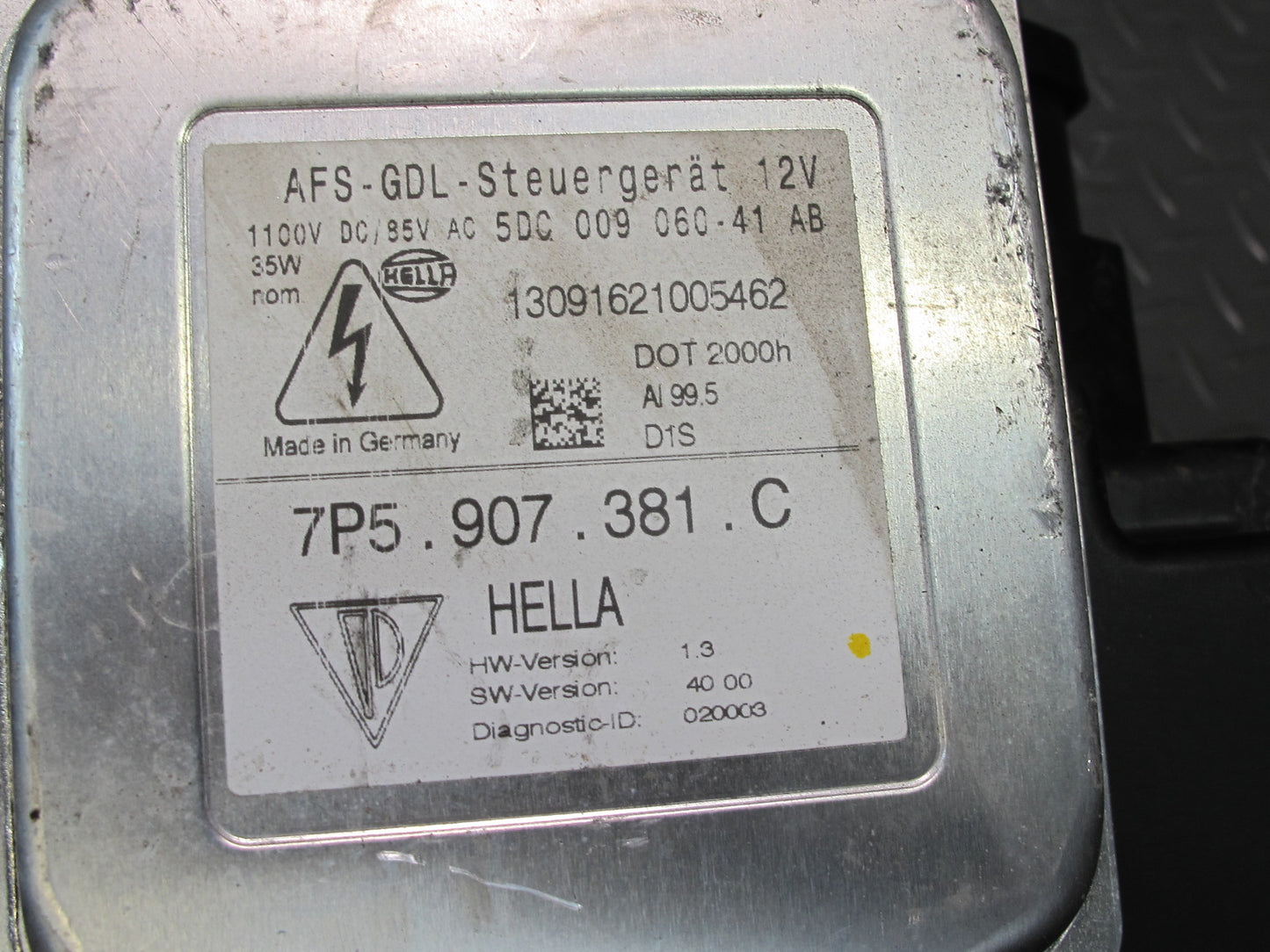 2011-2014 Porsche Cayenne 958 Front Left Xenon AFS HID Headlight Lamp