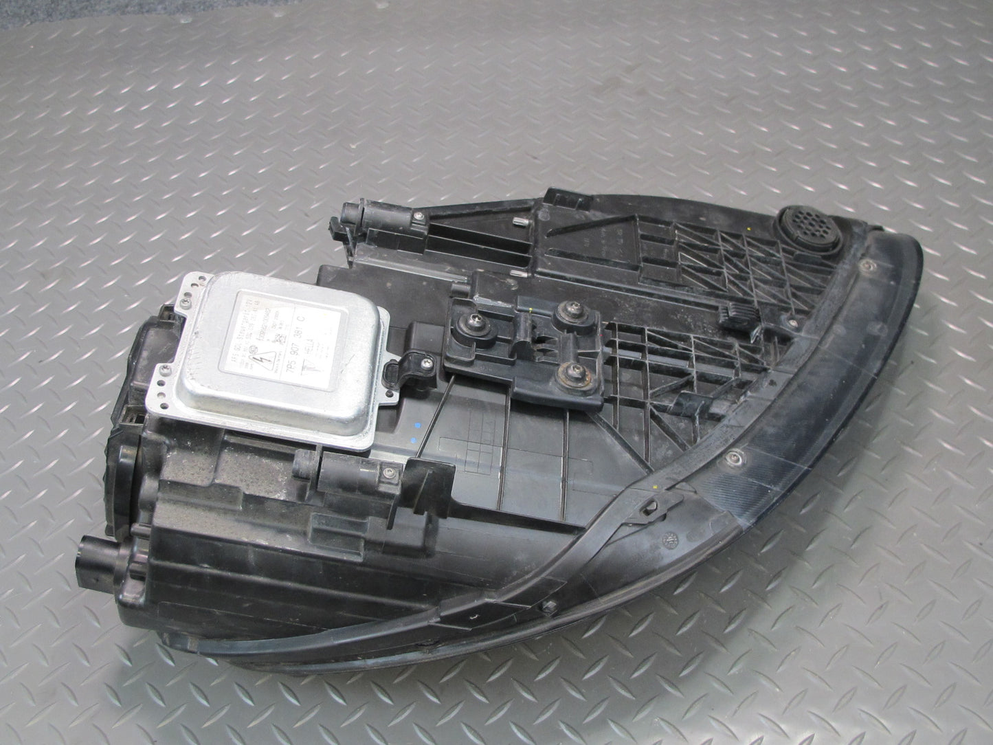 2011-2014 Porsche Cayenne 958 Front Left Xenon AFS HID Headlight Lamp