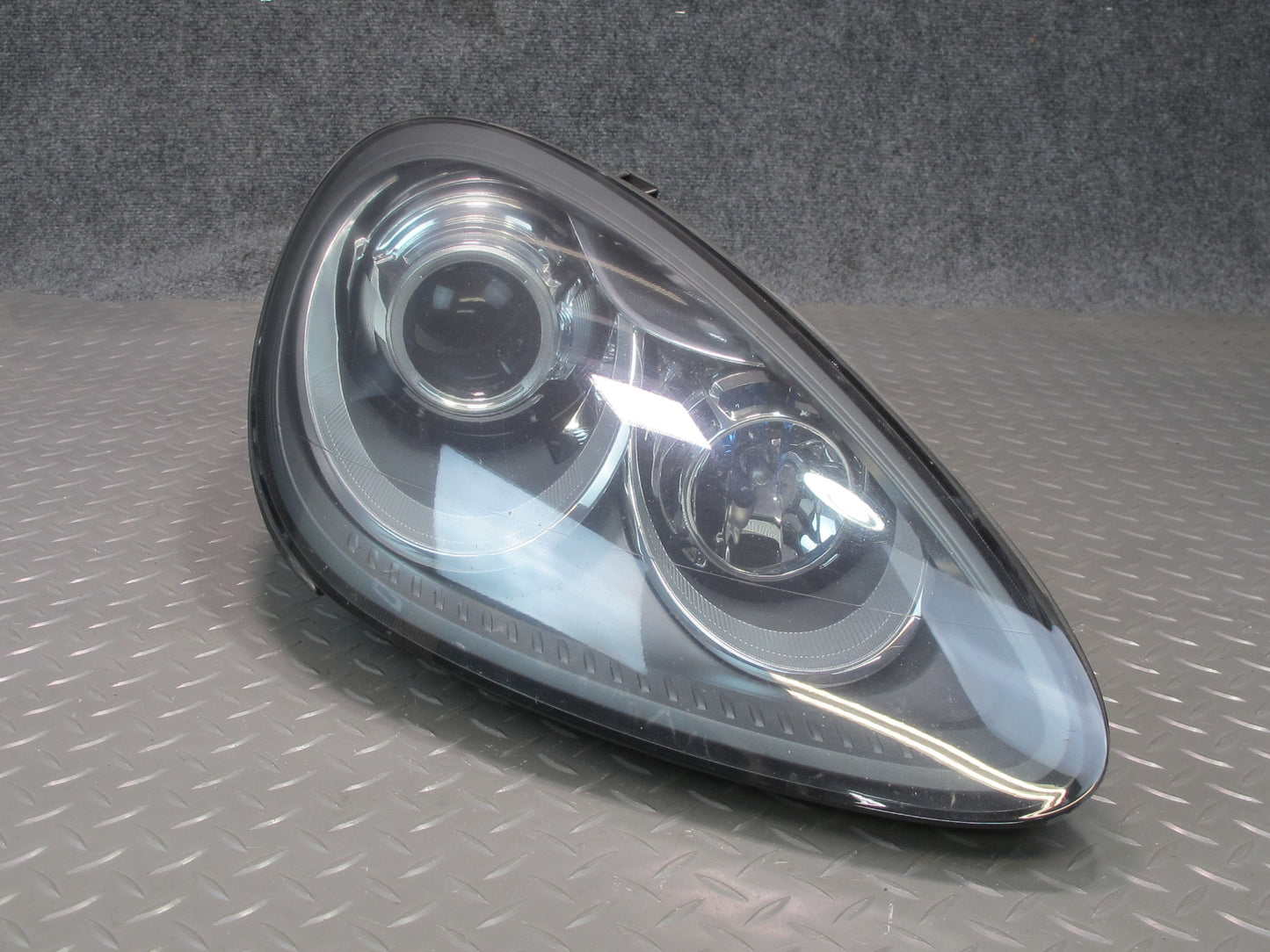 2011-2014 Porsche Cayenne 958 Front Right Side Xenon AFS HID Headlight Lamp