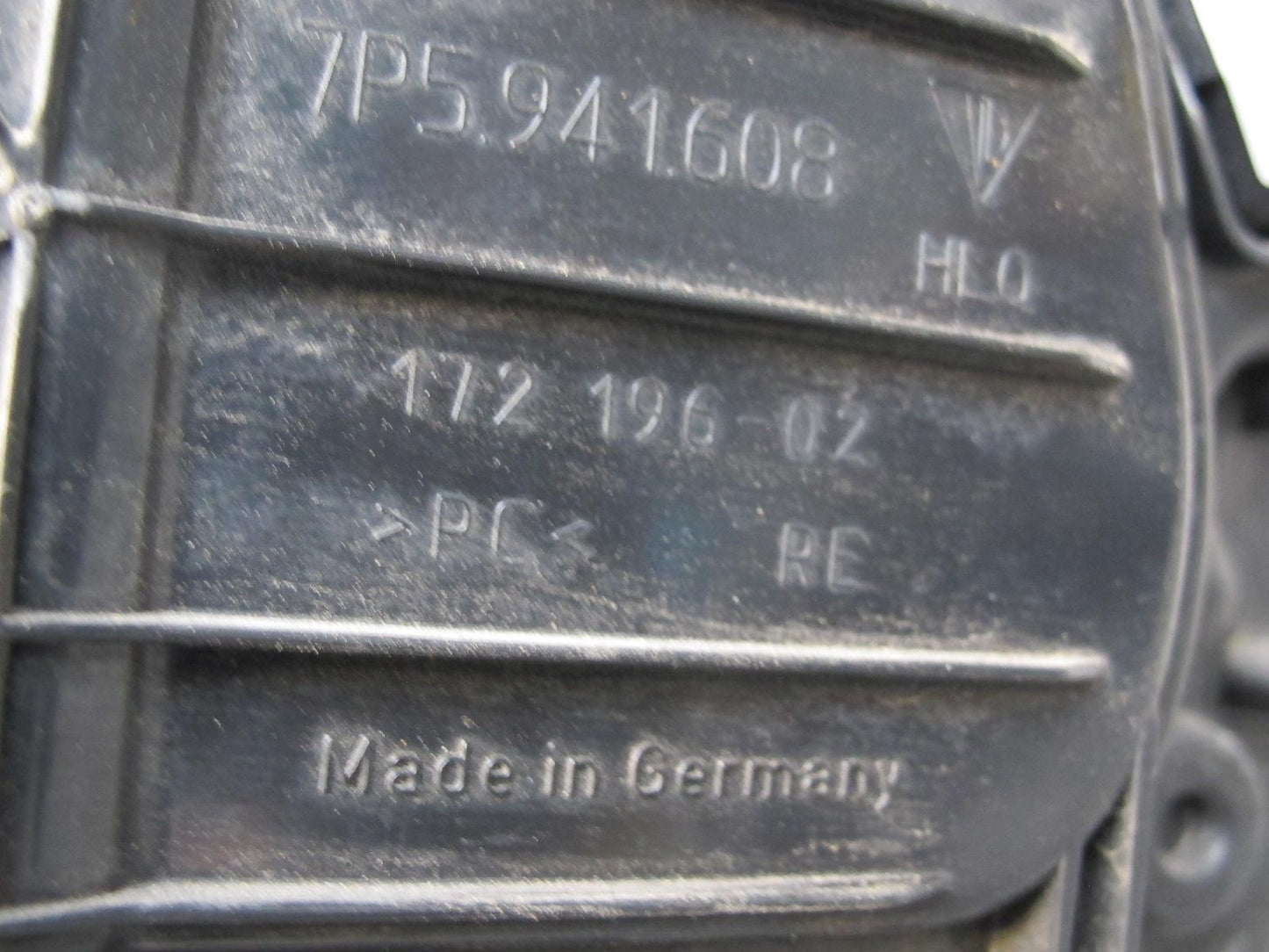 2011-2014 Porsche Cayenne 958 Front Right Side Xenon AFS HID Headlight Lamp