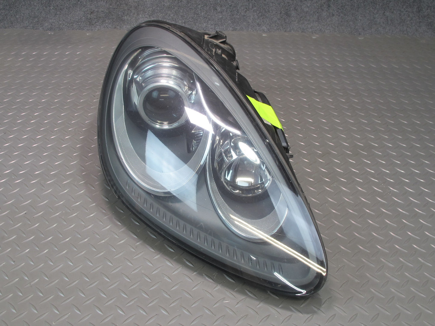 2011-2014 Porsche Cayenne 958 Front Right Side Xenon AFS HID Headlight Lamp
