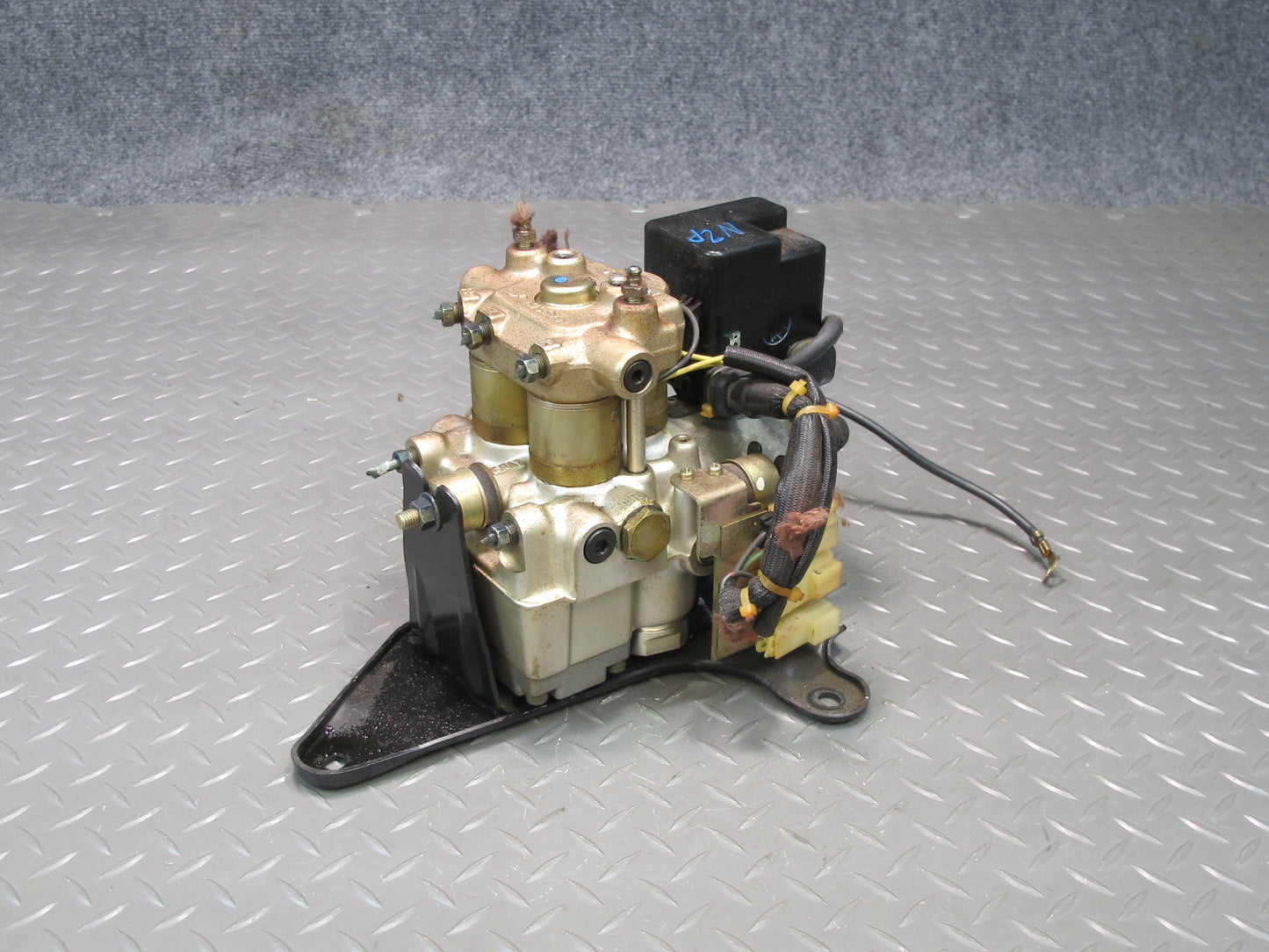 90-93 Nissan Z32 300ZX 2+2 Anti Lock Brake ABS Pump Module 47600-32P00 OEM