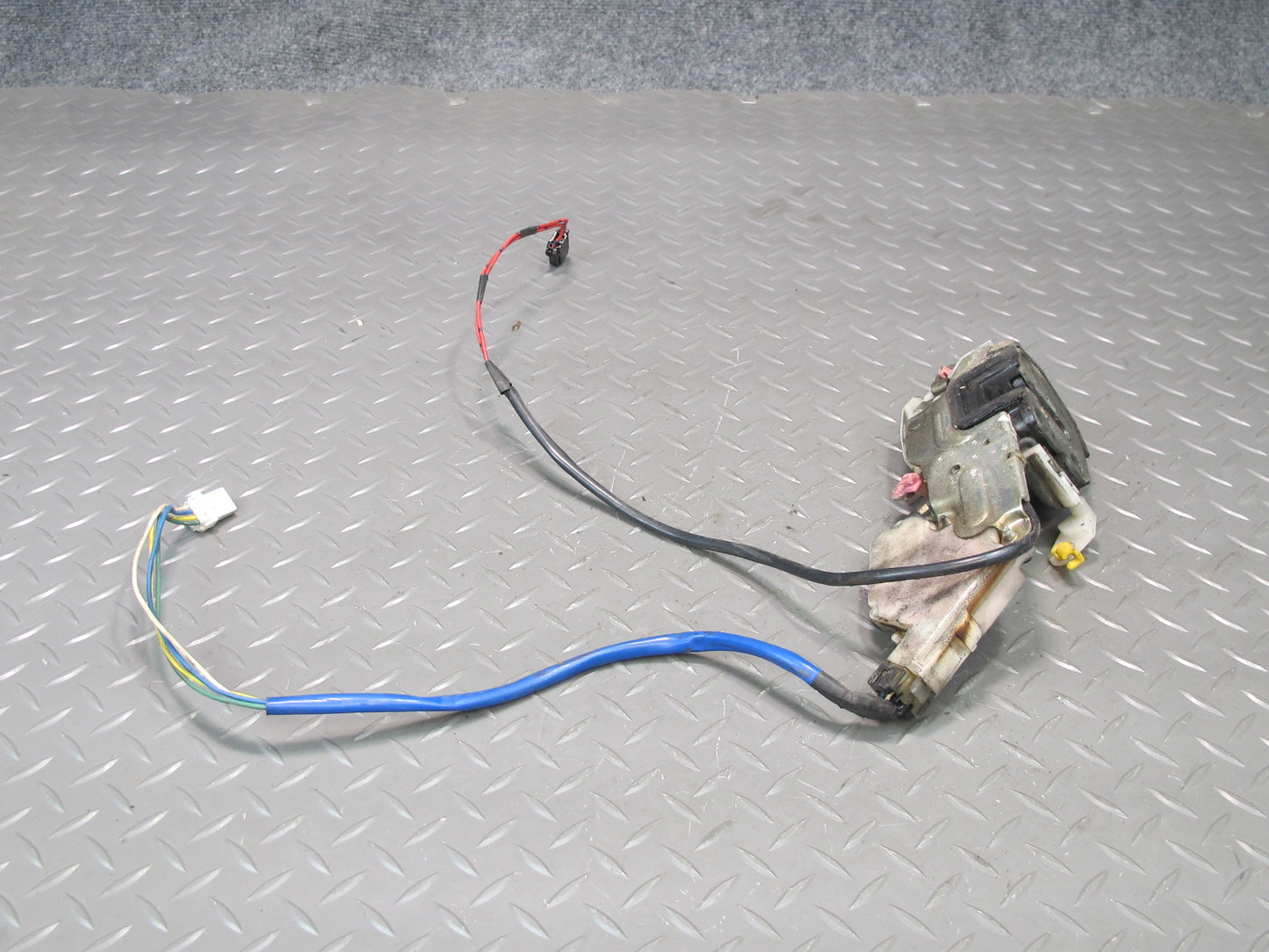 90-91 Nissan Z32 300ZX 2+2 Right Pass Door Lock Latch Actuator 80550-30P00 OEM