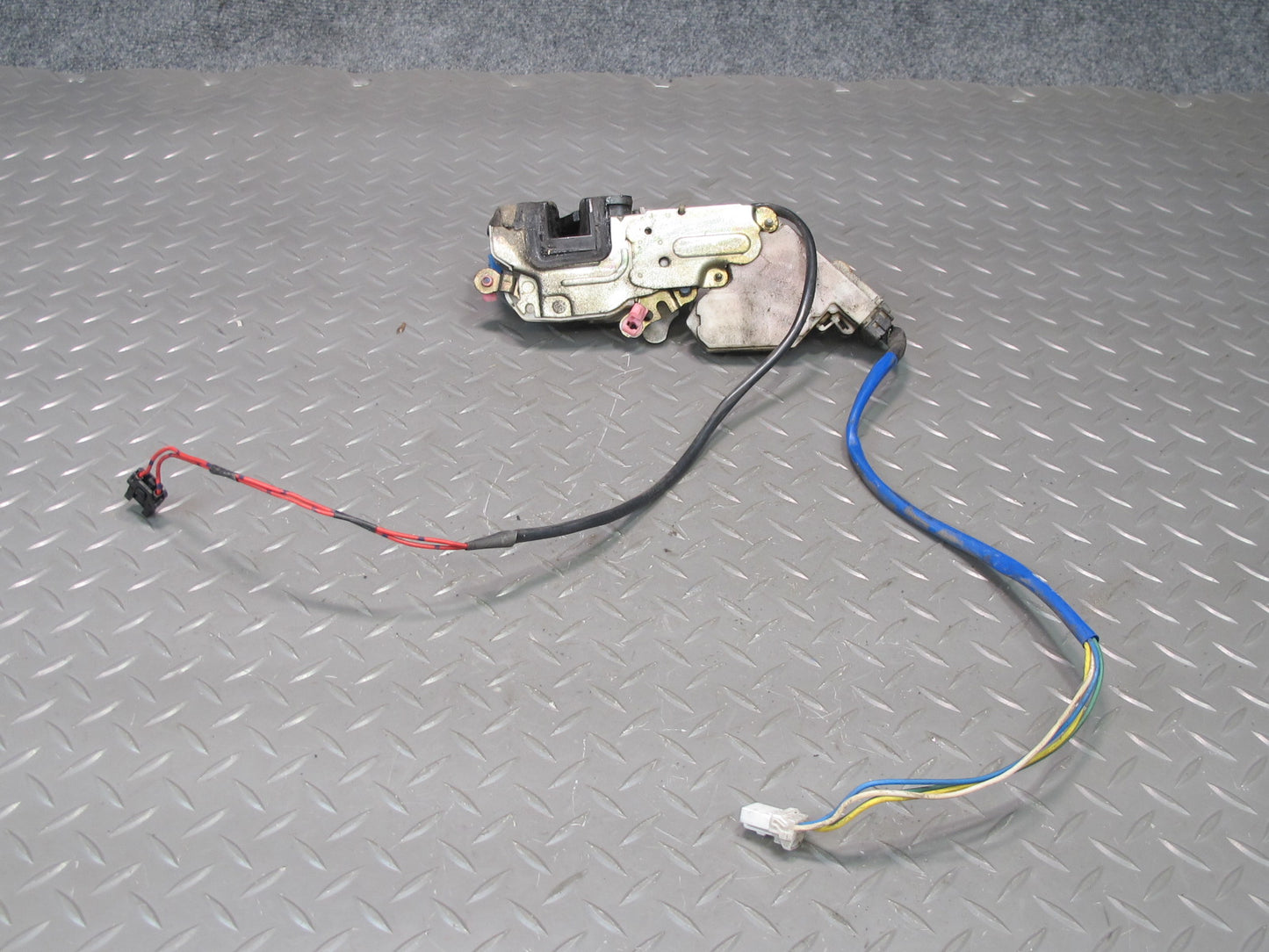 90-91 Nissan Z32 300ZX 2+2 Right Pass Door Lock Latch Actuator 80550-30P00 OEM