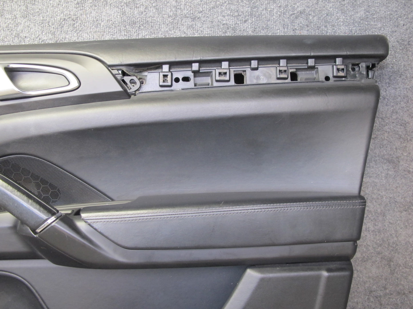 2011-2018 Porsche Cayenne 958 Front Left & Right Side Interior Door Panel Set