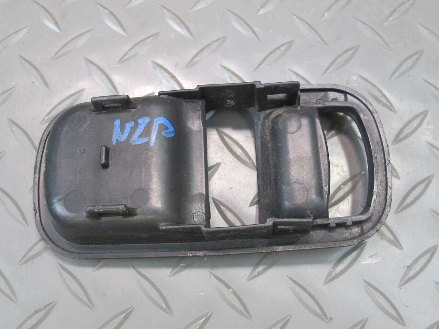 90-96 Nissan Z32 300ZX Coupe Set of 2 Left & Right Door Interior Hadnle Trim OEM