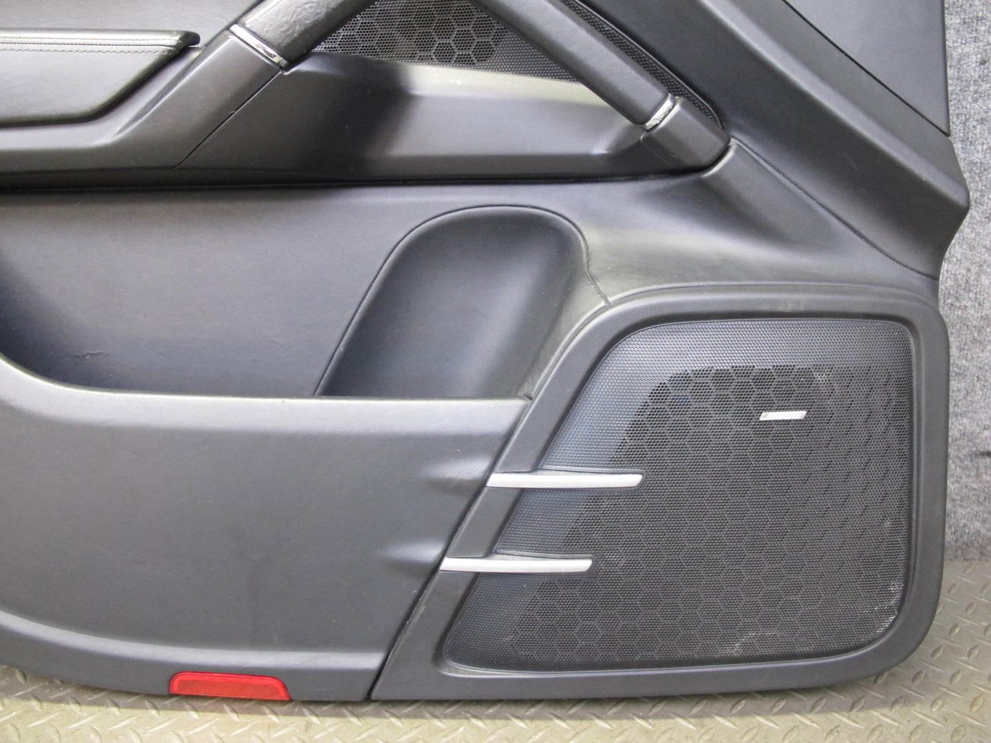 2011-2018 Porsche Cayenne 958 Front Left & Right Side Interior Door Panel Set