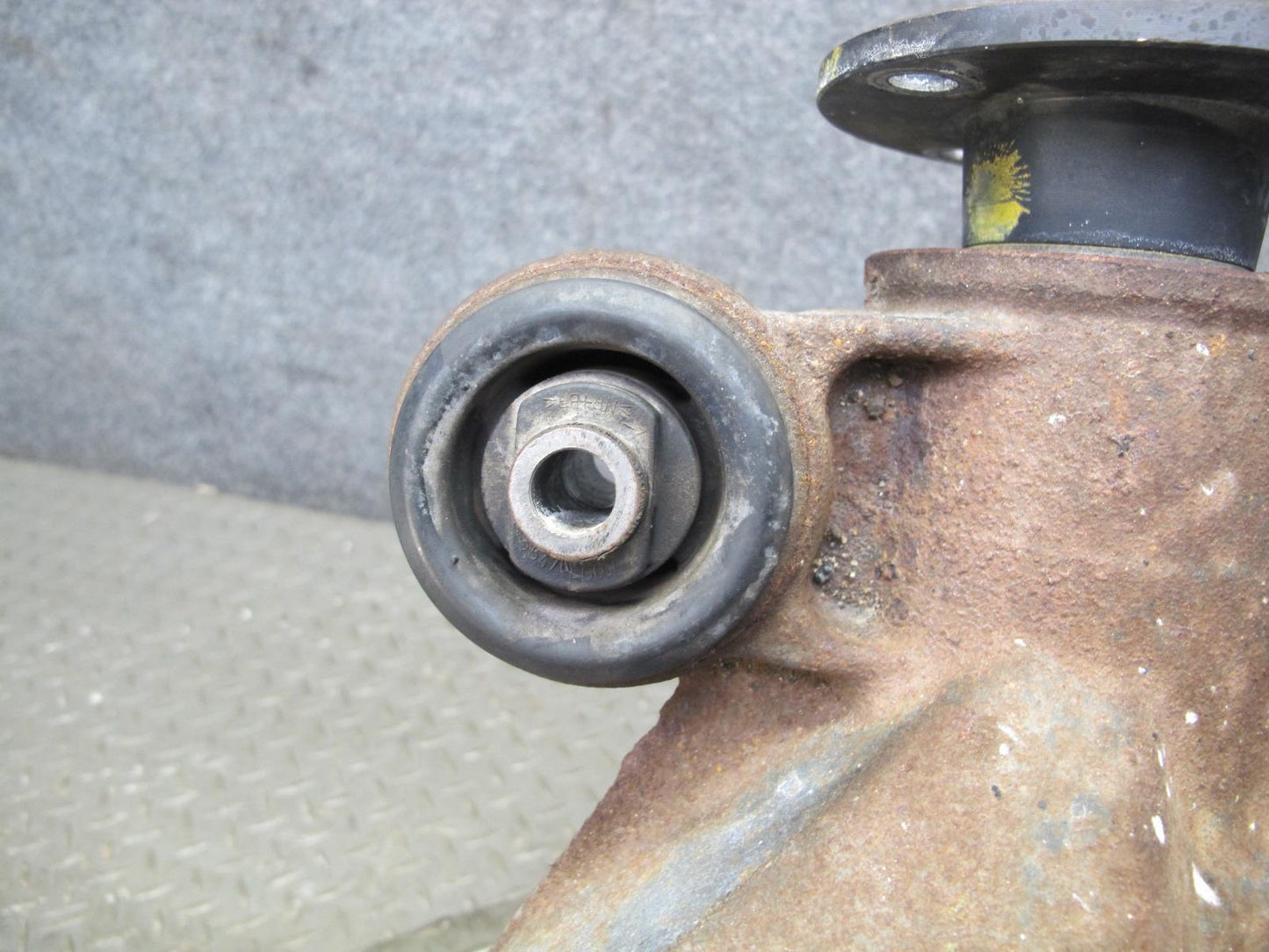 11-20 Nissan Z34 370Z M/T LSD Rear Differential Carrier 3.69 Ratio 98K Miles OEM