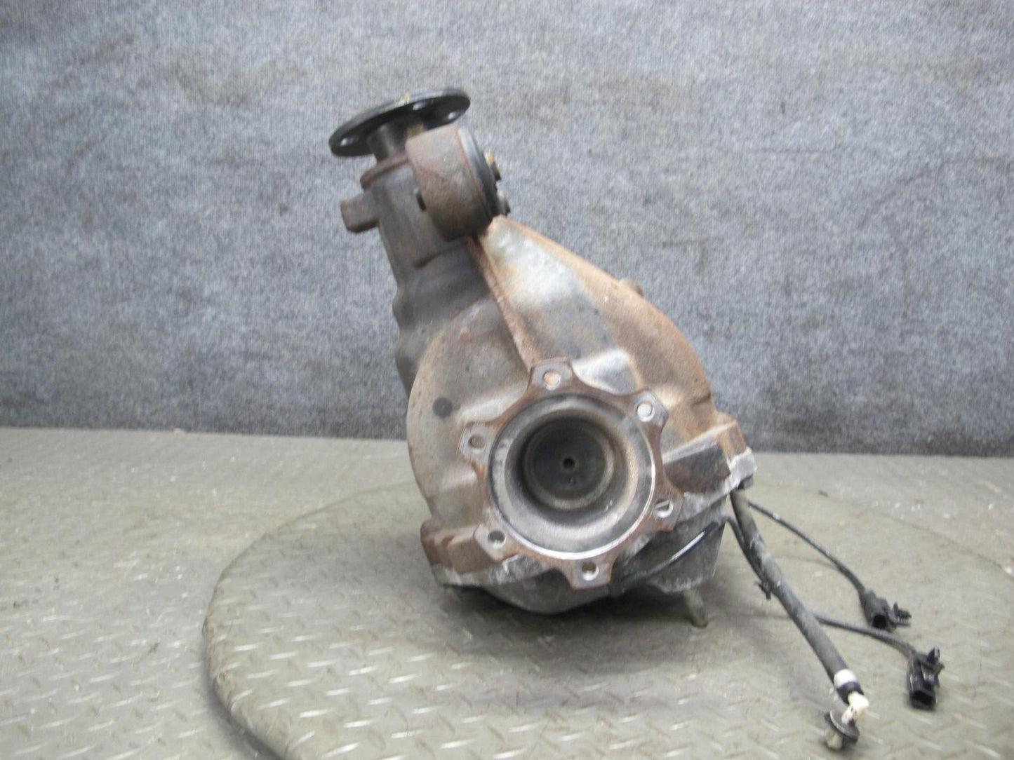 11-20 Nissan Z34 370Z M/T LSD Rear Differential Carrier 3.69 Ratio 98K Miles OEM