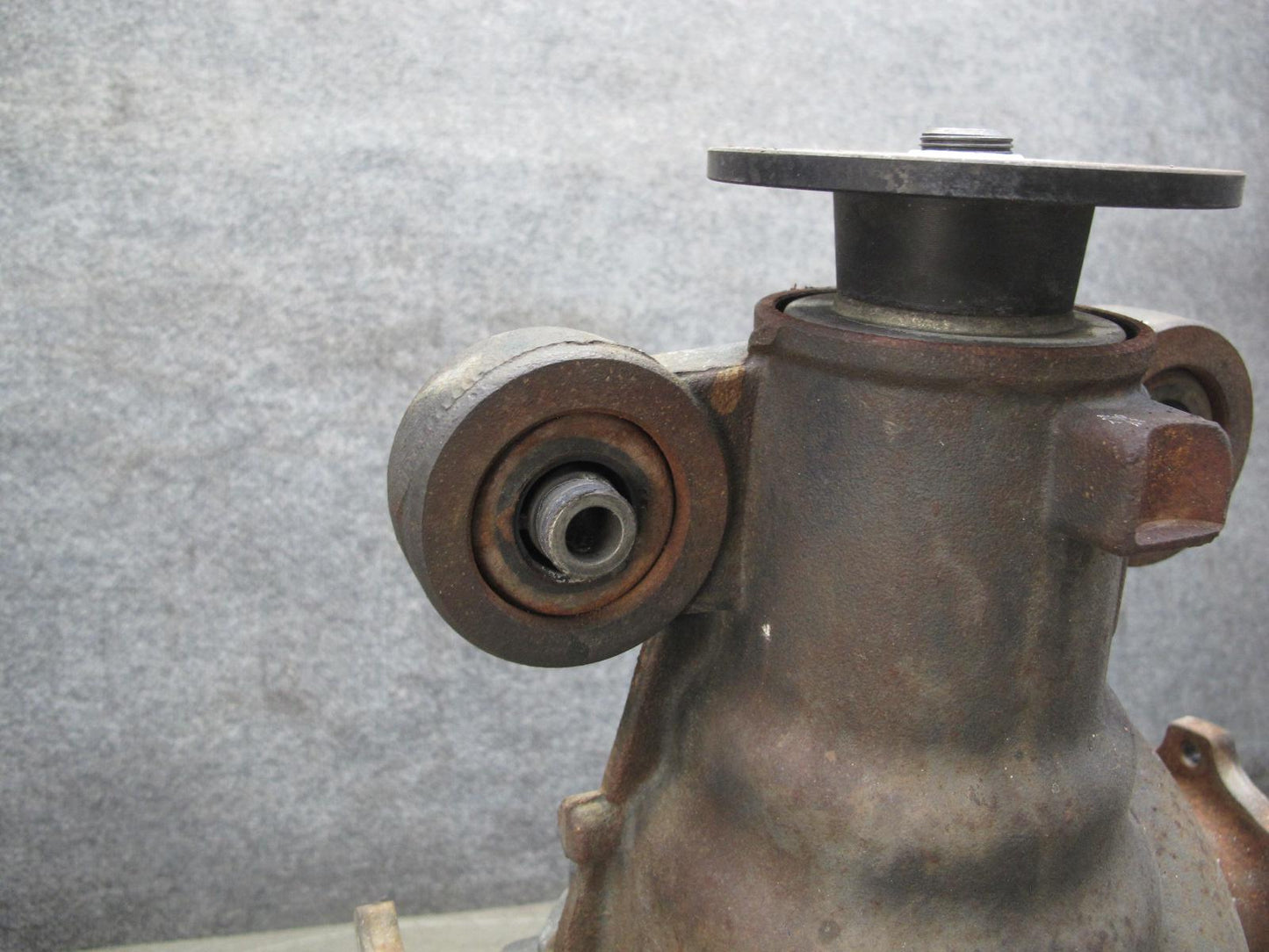 11-20 Nissan Z34 370Z M/T LSD Rear Differential Carrier 3.69 Ratio 98K Miles OEM