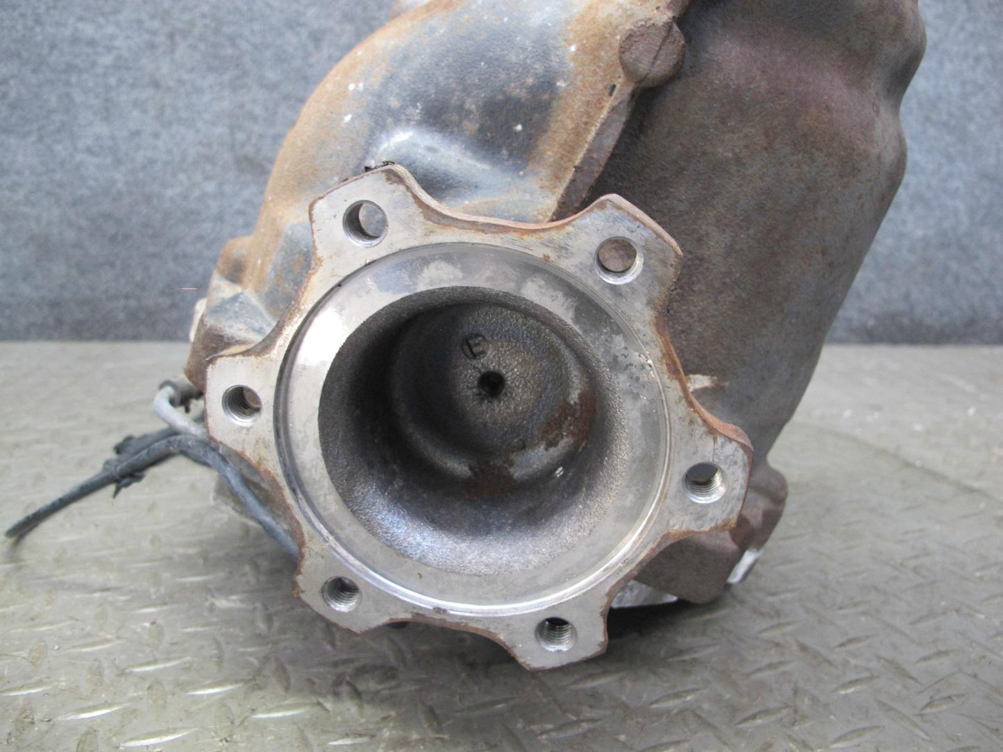 11-20 Nissan Z34 370Z M/T LSD Rear Differential Carrier 3.69 Ratio 98K Miles OEM