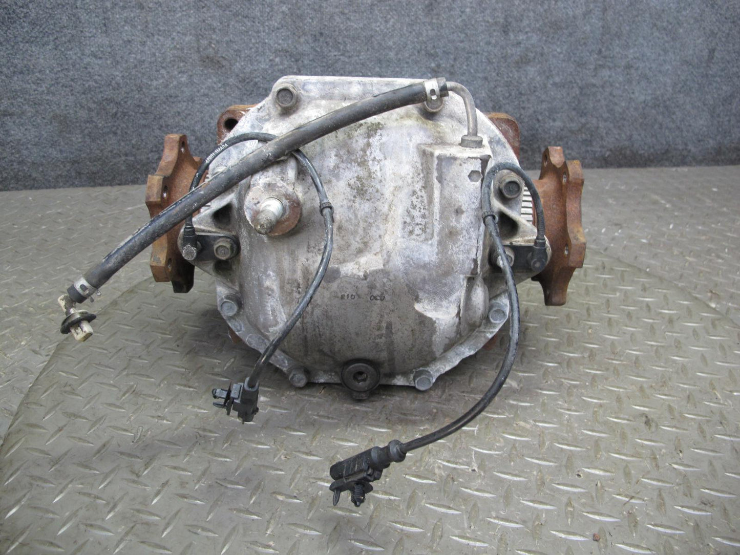 11-20 Nissan Z34 370Z M/T LSD Rear Differential Carrier 3.69 Ratio 98K Miles OEM