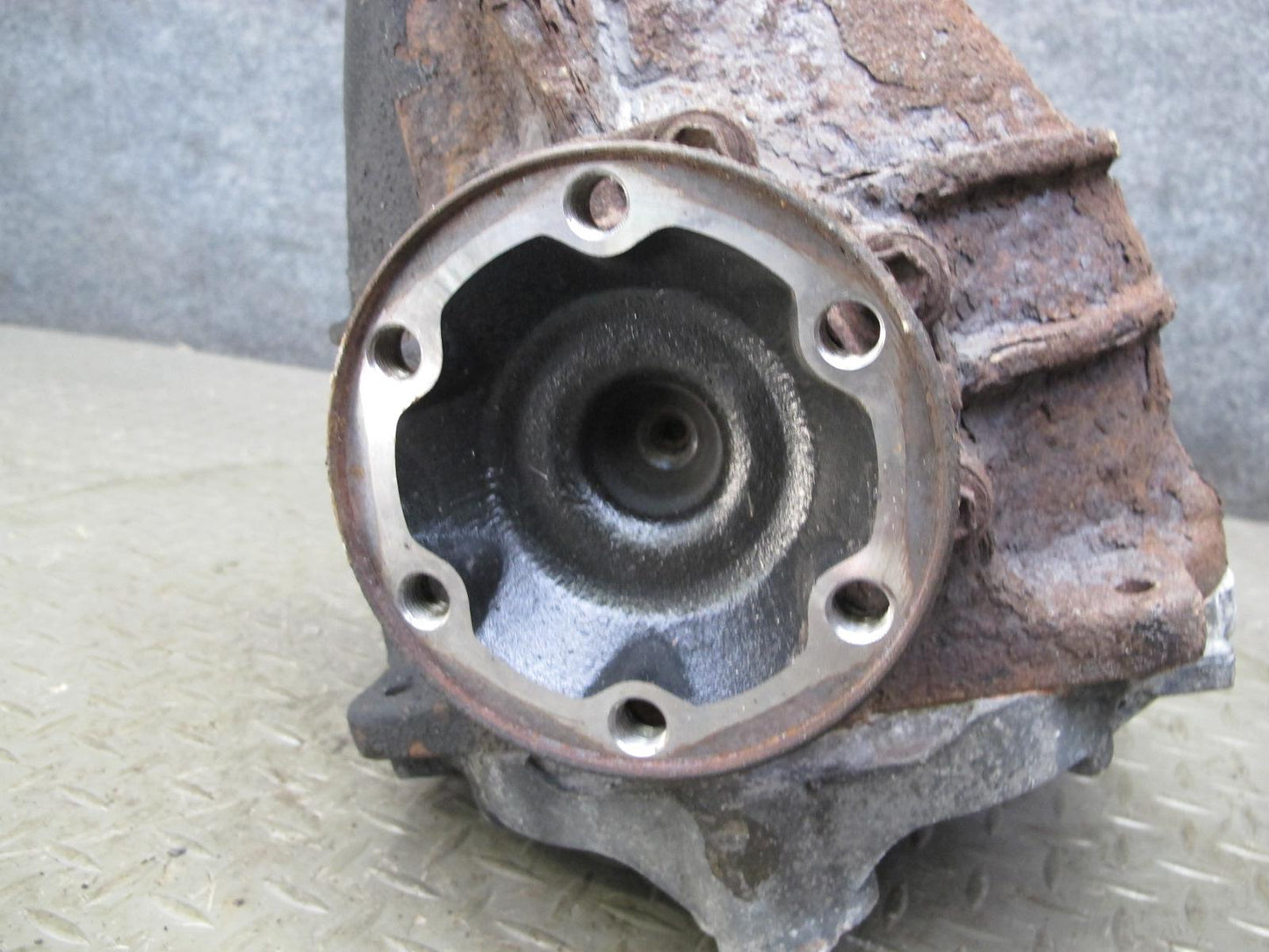 98-00 Lexus UZZ30L SC400 Rear Axle Differential Carrier 3.266 Ratio OEM