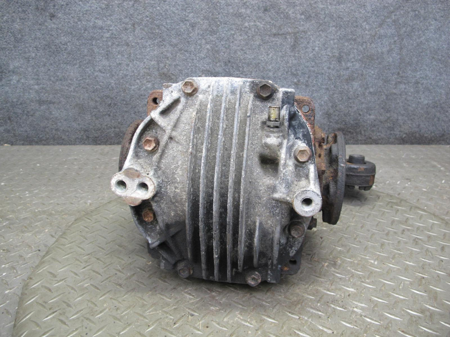 98-00 Lexus UZZ30L SC400 Rear Axle Differential Carrier 3.266 Ratio OEM