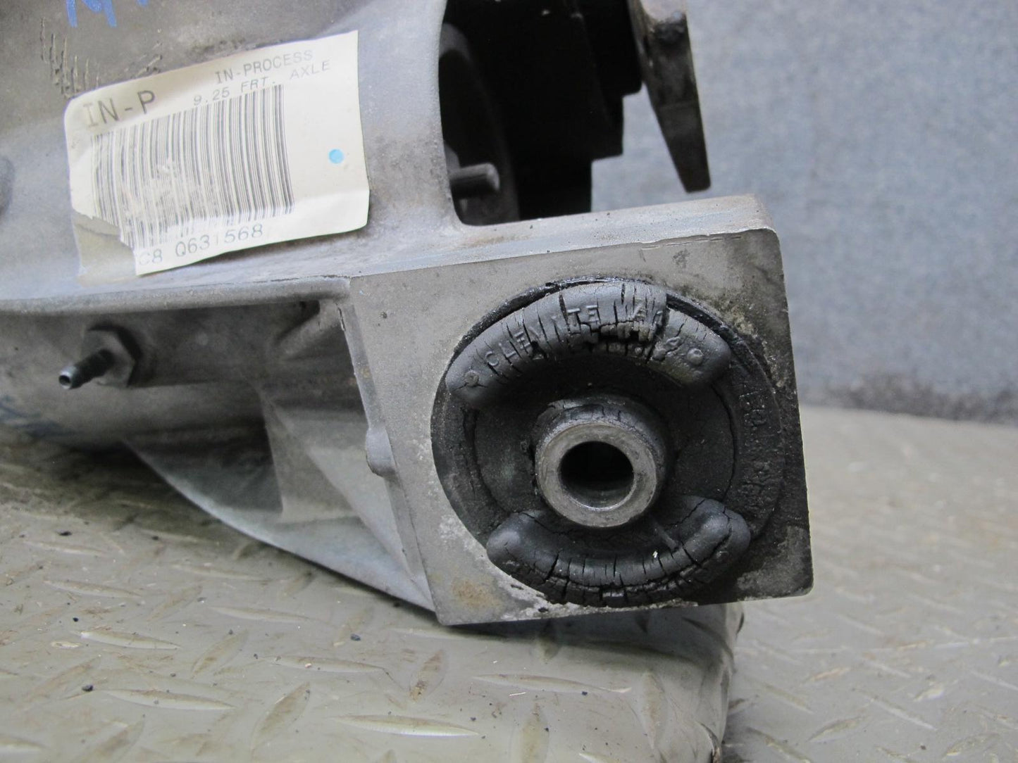 2008-2009 Hummer H2 4WD 4x4 Front Differential Carrier 3.73 Ratio