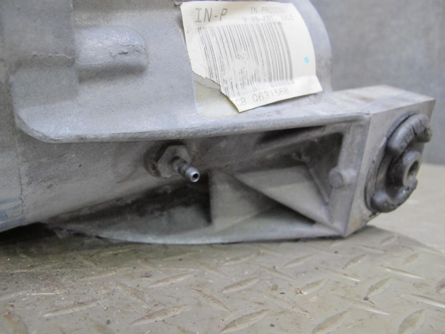 2008-2009 Hummer H2 4WD 4x4 Front Differential Carrier 3.73 Ratio