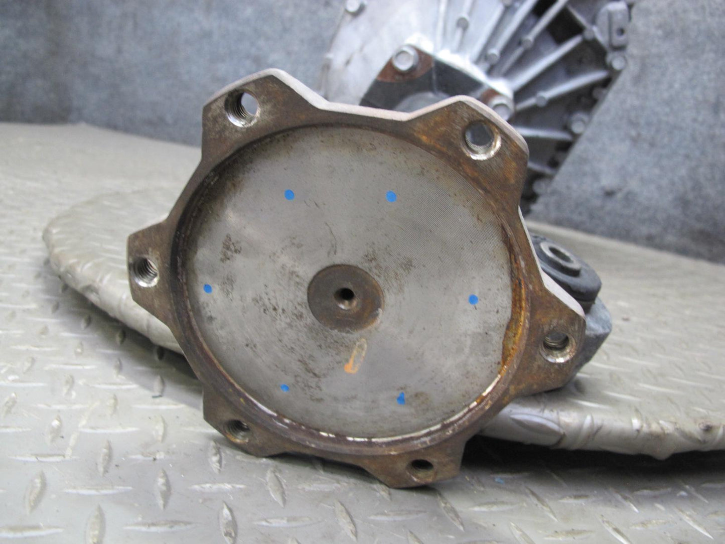 2008-2009 Hummer H2 4WD 4x4 Front Differential Carrier 3.73 Ratio